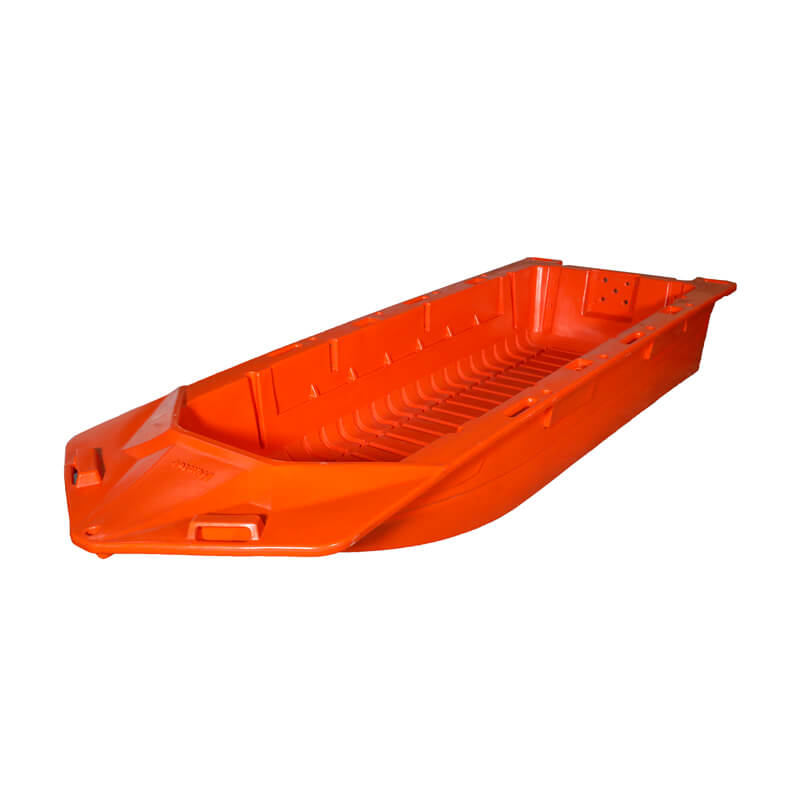 Barco de pesca y kayak